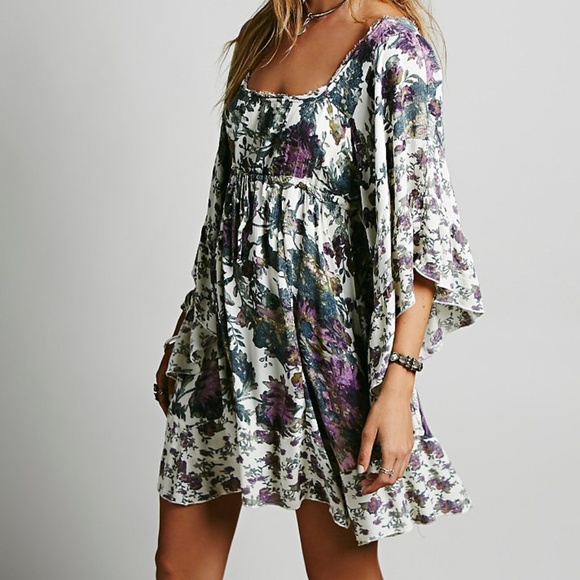 Free People Dresses & Skirts - NWT Free People Floral Heart of Gold Lined Dress L